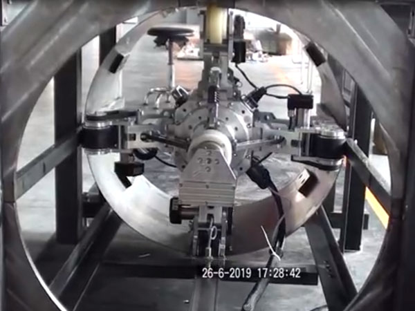 管道機器人