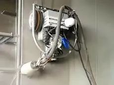 大型立面維護作業機器人